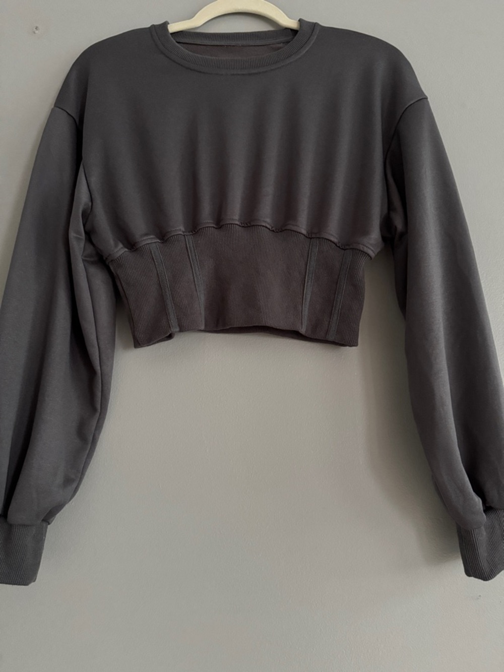 Cropped Long-Sleeve Sweatshirt - Slate Gray